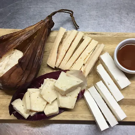 Miramonti Turismo Rurale Отель 2*