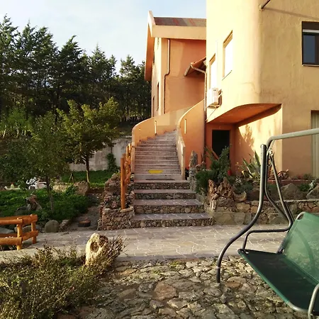 Miramonti Turismo Rurale 2*