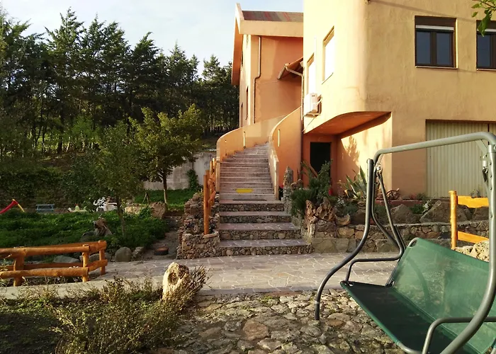 Miramonti Turismo Rurale 2*